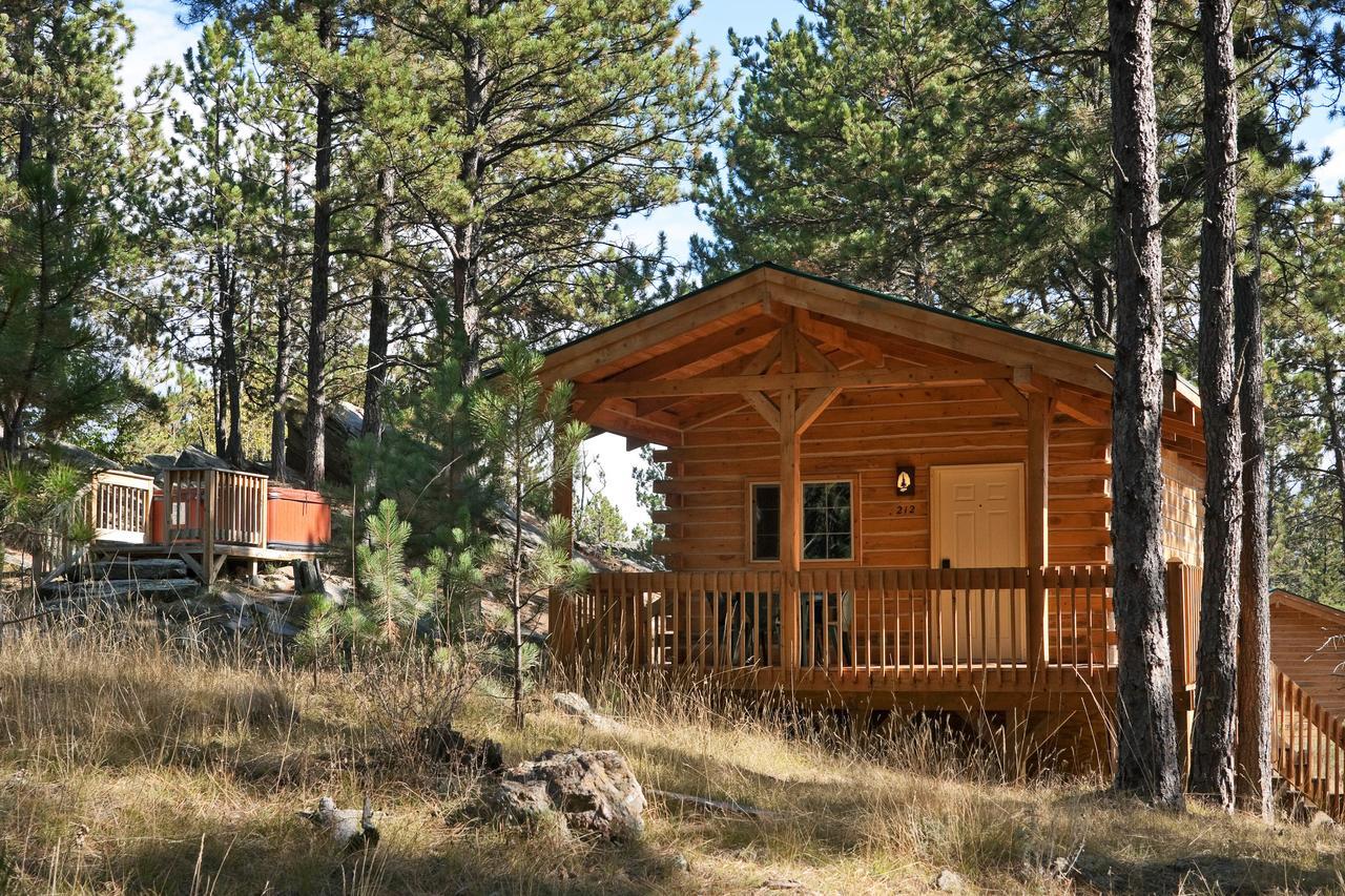 קאסטר Rock Crest Lodge & Cabins מראה חיצוני תמונה