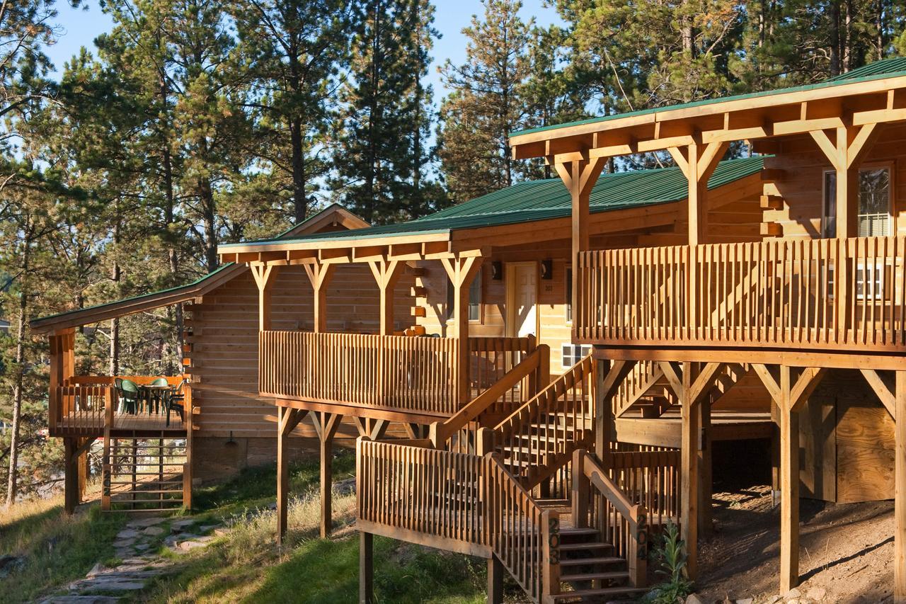 קאסטר Rock Crest Lodge & Cabins מראה חיצוני תמונה