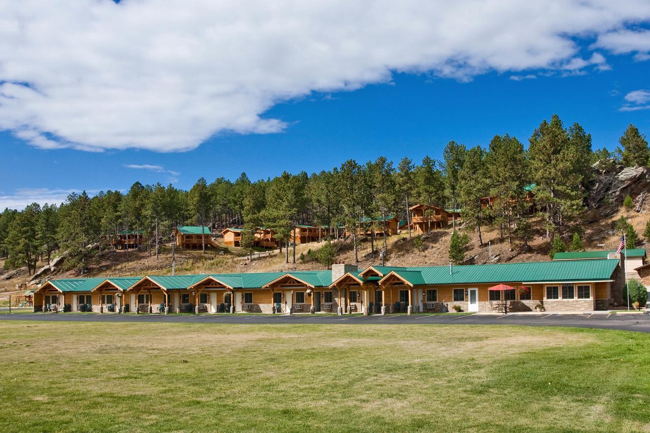קאסטר Rock Crest Lodge & Cabins מראה חיצוני תמונה