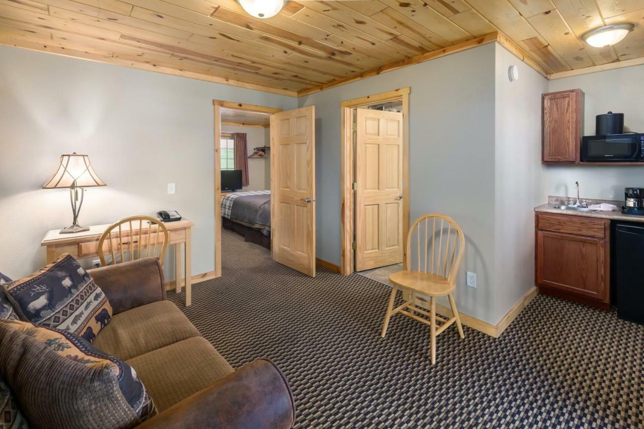 קאסטר Rock Crest Lodge & Cabins מראה חיצוני תמונה